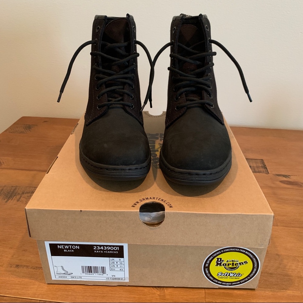 Dr. Martens Newton Boots